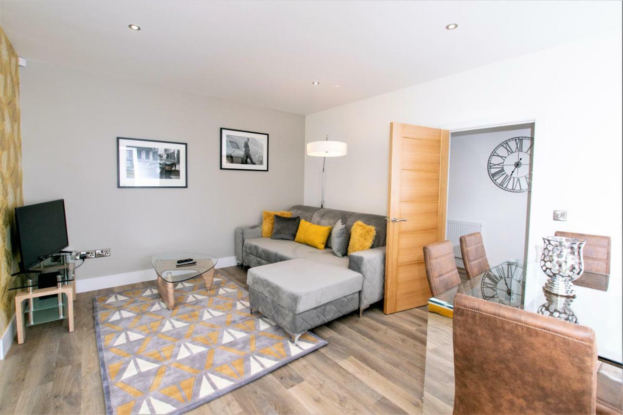 Rowan Tree - Your Apartment بريستول المظهر الخارجي الصورة